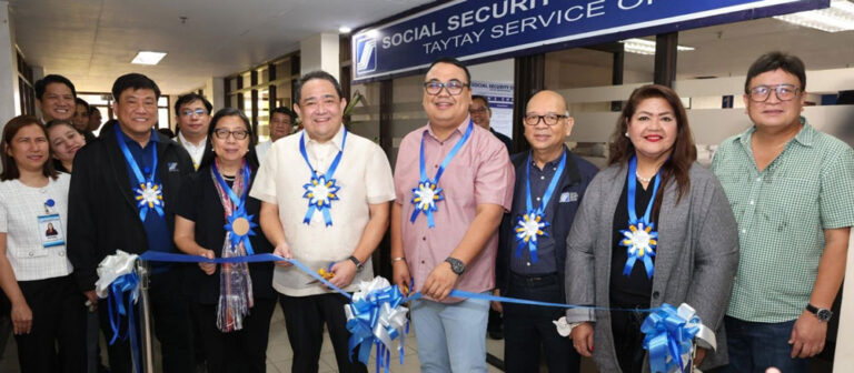 SSS-cutting-ribbon
