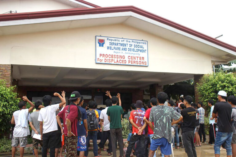 DSWD-aids-Filipinos